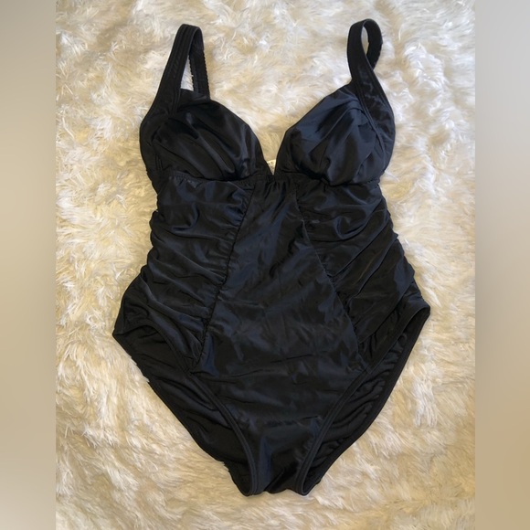 VENUS Black One Piece Swimsuit with Adjustable Straps SIZE 10 NWOT - Picture 4 of 16